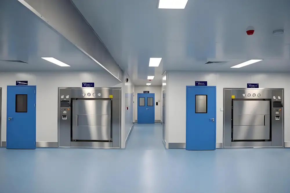 Laboratory Furniture in Cleanroom Environment